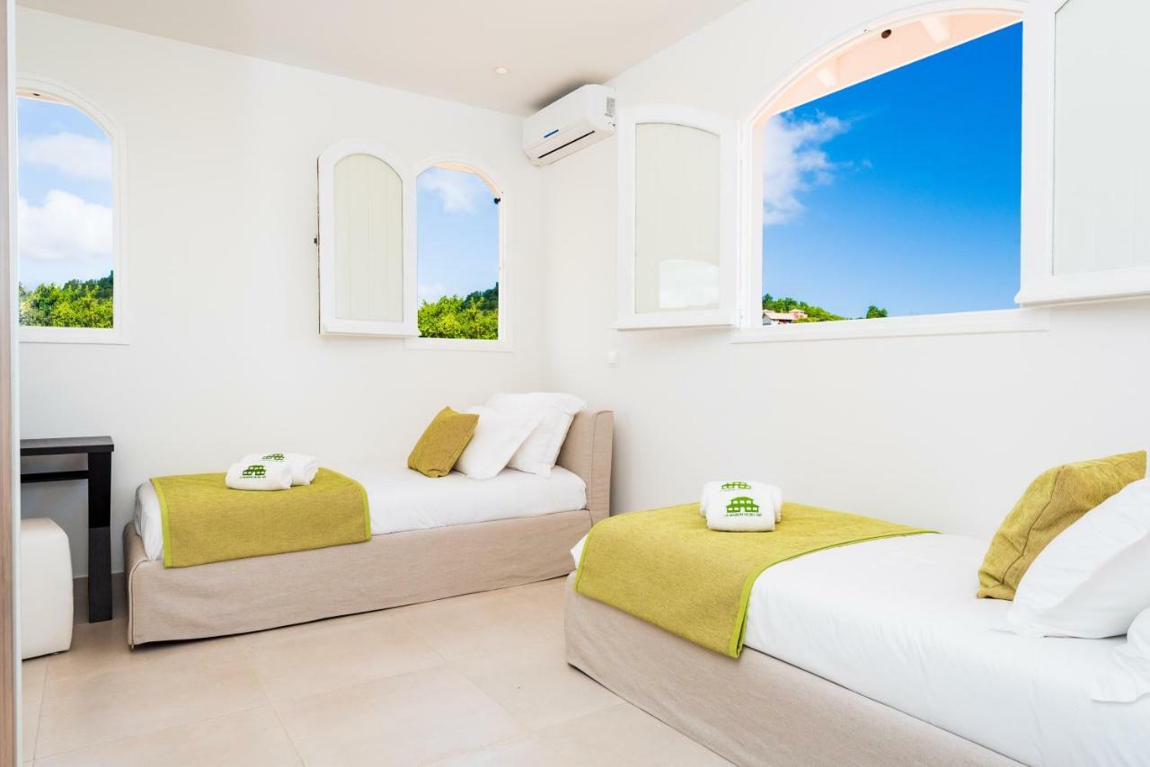 La Maison De Bel Air - Rum & Spa เลอโวแกล็ง ภายนอก รูปภาพ